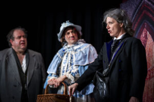 Caroline Frank als Henriette van Helsing